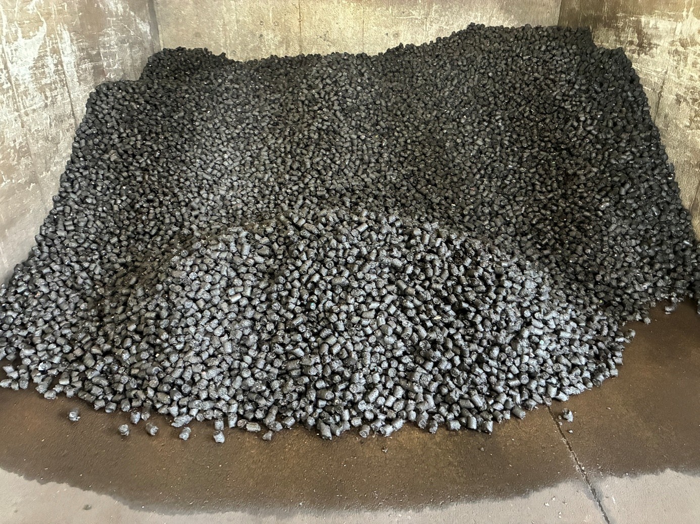 製造した加炭材