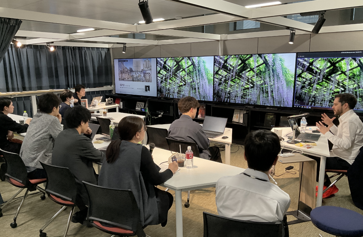 本社デジタルスタジオ