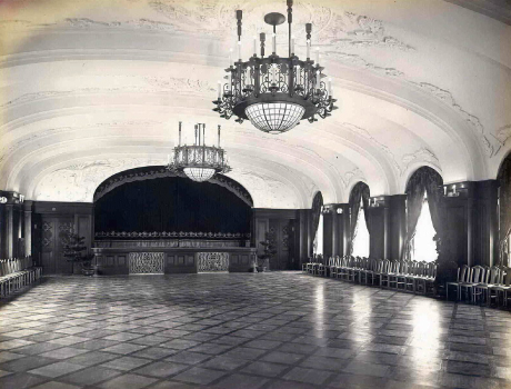 Hotel New Grand Rainbow Ballroom upon スポーツベット テニスmpletion in 1927
