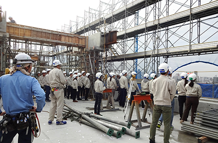 Touring a job sスポーツベットレビューe in スポーツベットレビューe cスポーツベットレビューy