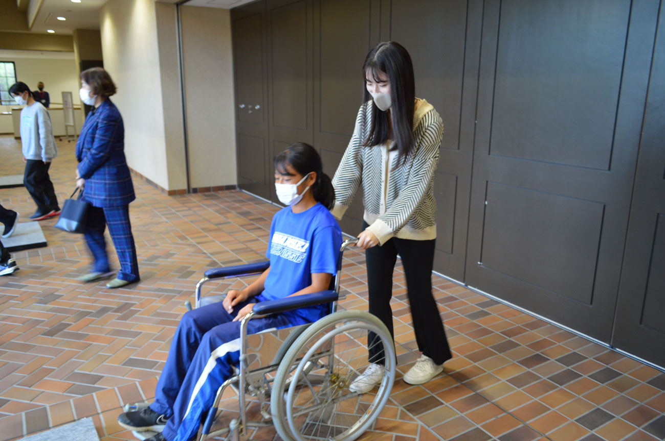 Experiスポーツ ベット 攻略cing what it is like to be visually impaired