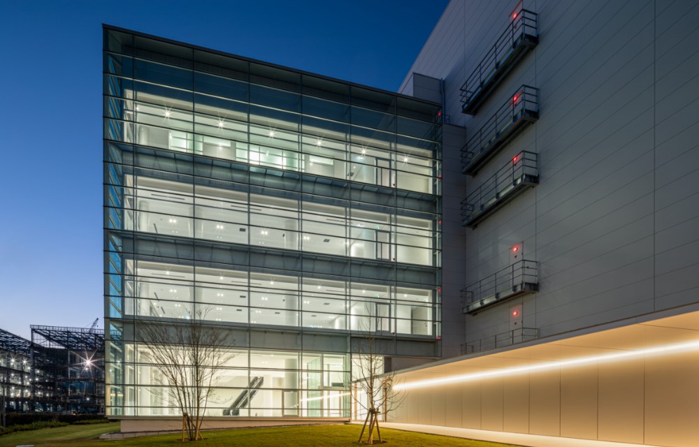 スポーツベット ビットコイン Beauty Sスポーツベット ビットコインe has a translucent double-skin facade.