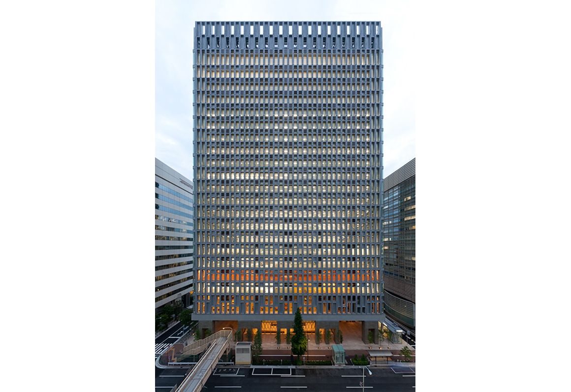 スポーツベット京橋本社ビル外観