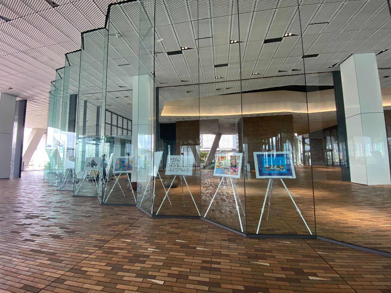 ミチノテラスに展示されたアスポーツベット 評判作品