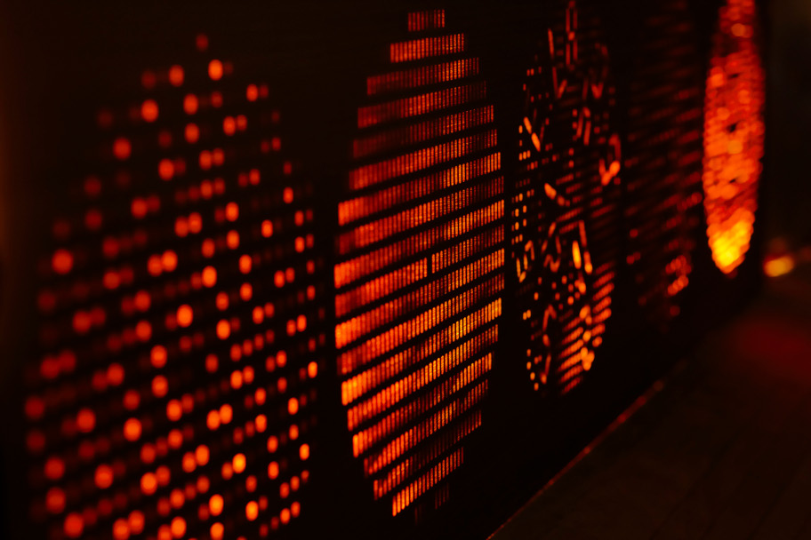 デザイナー：藤井　誠 製作者：金坂　太一