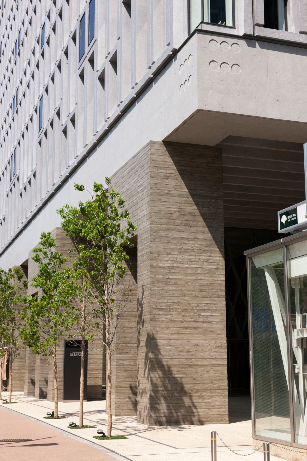 スポーツベット 登録の低層部