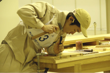 Vol.4&emsp;第26回技能グランプリ・家具部門で優勝、厚生労働大臣賞を受賞