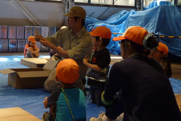 Vol.49&emsp;保育園児が来場し、積み木づくりを体験