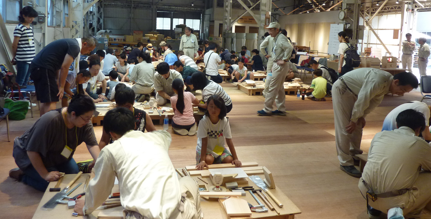 木の可能性を探る スポーツベット.64 第12回 夏休み親子ものづくり体験教室を開催