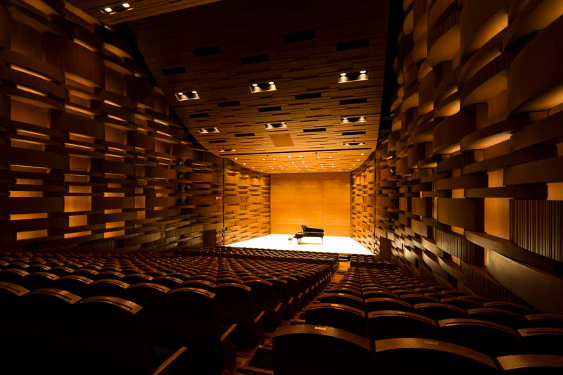 読売新聞ビル02 photo