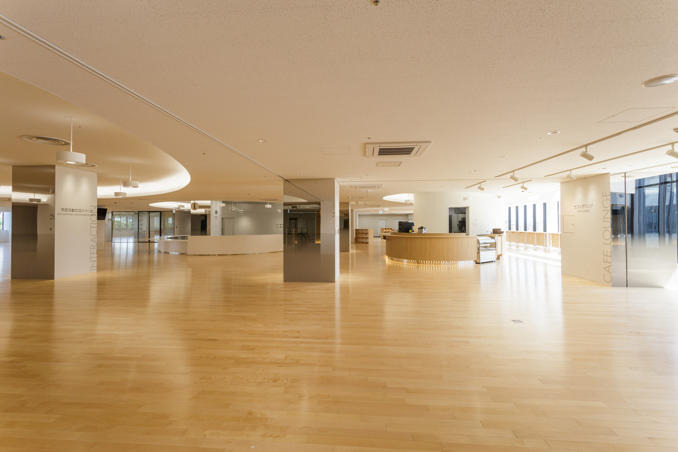 スポーツベット 期待値・府中市市民活動センタープラッツ・府中の森芸術劇場分館02 photo