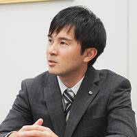 クロストークをする小野田 元さんの画像