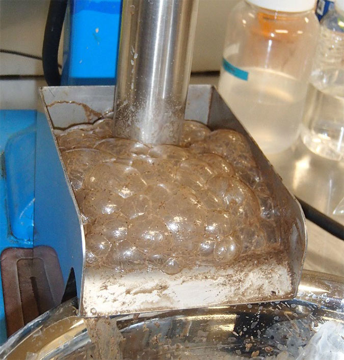 泡沫分離の様子