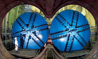 世界初！2連のマシンが地下空間でスパイラル掘進 「H&V シールド工法」