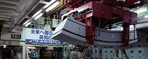 セグメント組み立ての完全自動化