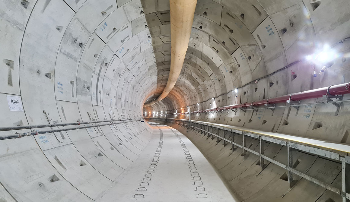 首都ジャカルタの交通問題の解消に貢献