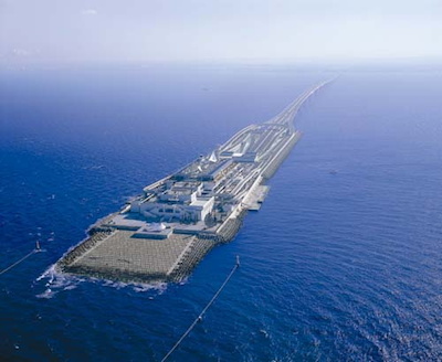 東京湾アクアライン（海ほたる）