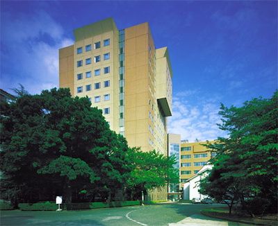 日本女子大学百年館