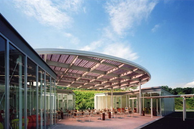 明星大学青梅キャンパス　学生談話室