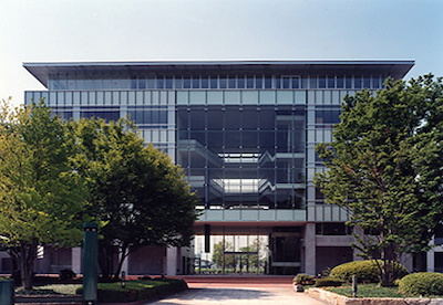 山梨学院　60周年記念館（サザンタワー）