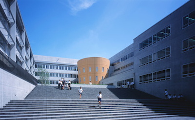 東京都市大学付属中学校・高等学校（旧 武蔵工業大学付属中学校・高等学校）