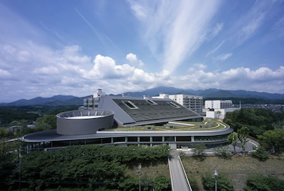 日産先進技術開発センター事務棟