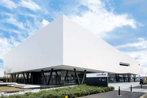 Isuzu Plaza and PLAZA Annex