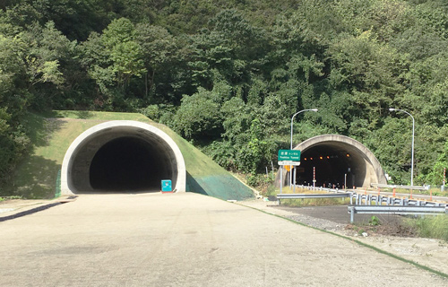 Yoshizu Tunnel, Bantsu Exウィリアムヒル スポーツベットessway