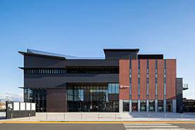 みんなの賑わい交流拠点コンパス（KOMPAS）